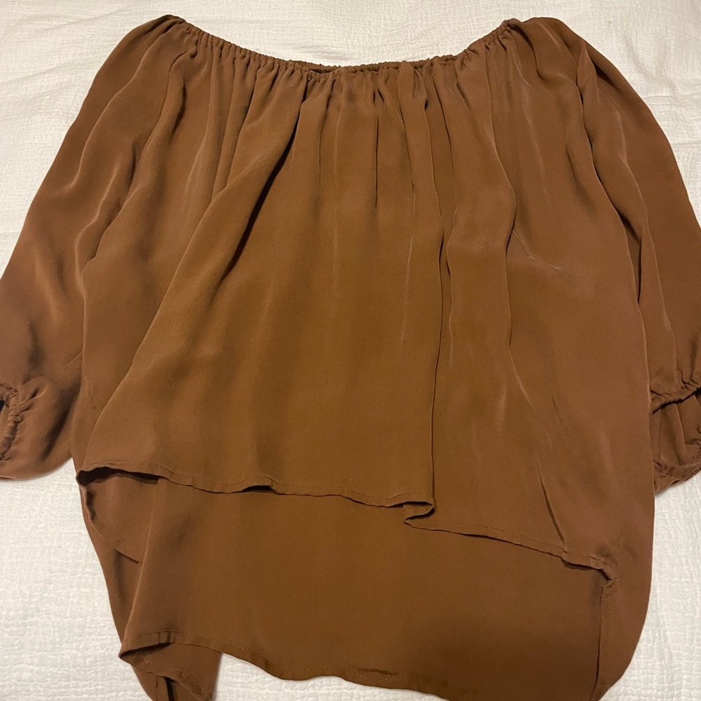 Joie off the shoulder top size s